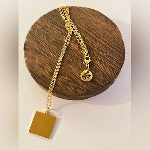 The Smooth Sea Necklace